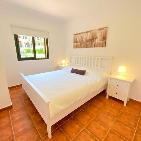 Bajo Con Jardin En Playa Atlanterra Apartment *