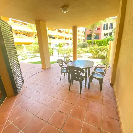 Bajo Con Jardín En Playa Atlanterra *